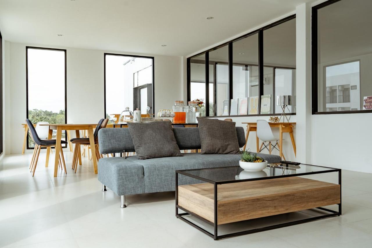 My Space69 Bangkok Exteriör bild